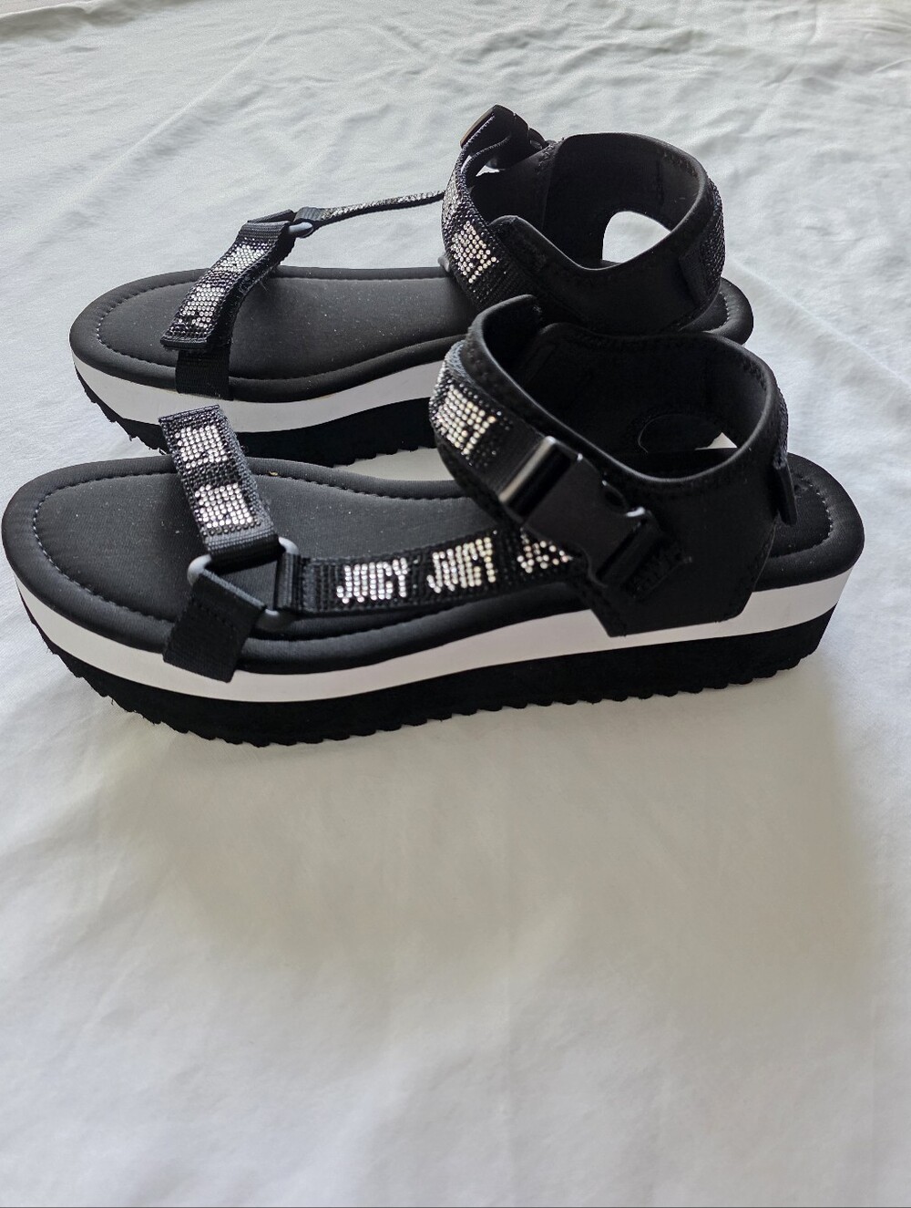 Juicy Couture Flatform Sandals Size 10